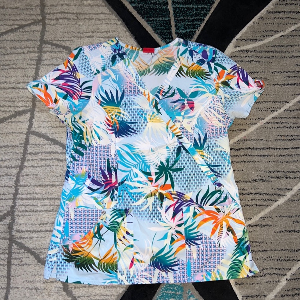 Dickies tropical print scrub top